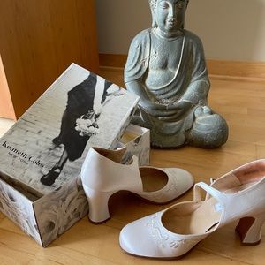 Kenneth Cole Just Mary'd Cream/White Floral Embroidered Wedding Heels